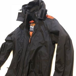Super Dry Jacket Windcheater Men’s size medium ski